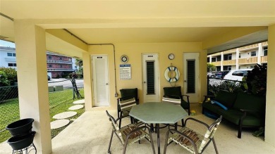 Beautiful 2BD/2BA co-op located just minutes from the beach in