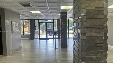 PERFECT FOR INVESTMENT. GREAT TENANT ON SITE. BIG ROOMS. WALK IN