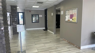 PERFECT FOR INVESTMENT. GREAT TENANT ON SITE. BIG ROOMS. WALK IN