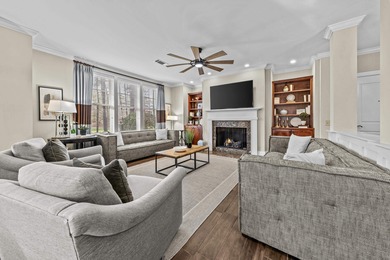 This wonderful condo is situated in the heart of Reynold's Lake