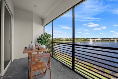 Stunning Coach Home in Azure at Hacienda Lakes!

Welcome to