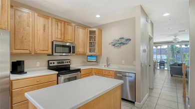 Wonderful Gulf-to-Bay complex on Anna Maria Island. Furnished