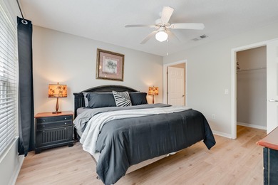 All UPGRADED! Ready to move in, 2 bedroom 2 bathroom condo on