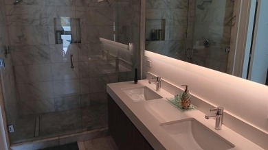 The coolest,  most unique  unit  in the  entire Tiffany House !!