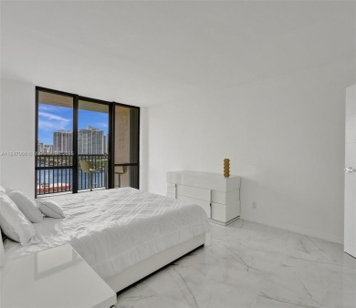 Beautifully & luxury renovated fully furnished ultra-modern 2