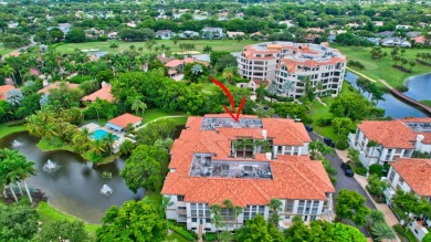 Enjoy the Florida lifestyle in this gorgeous 1st-floor condo in