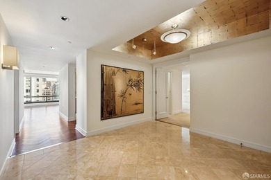 New Price! Rarely available combination of two corner units at