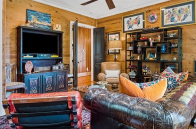 Located in the prestigious gated community of DeBordieu Colony