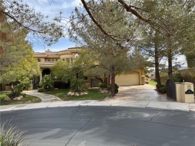 Nestled in guard gated Anthem Country Club comuunity on the 5th