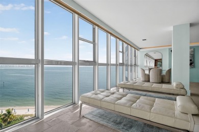 Stunning oceanfront penthouse with panoramic view of Key