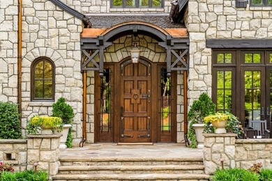 Now accepting Bitcoin. A triumph of architectural artistry