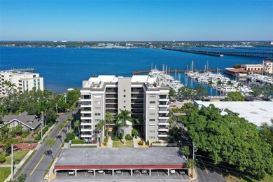 Opportunity knocks in Bradenton, Florida! This full river view