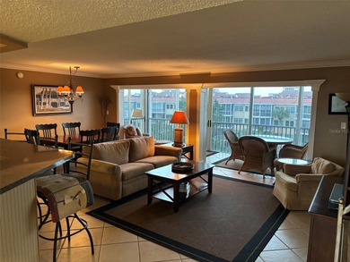 LOWEST PRICED CONDO OF THIS STATURE ON WORLD RENOWED SIESTA KEY