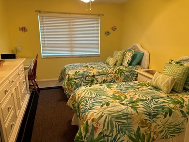 LOWEST PRICED CONDO OF THIS STATURE ON WORLD RENOWED SIESTA KEY