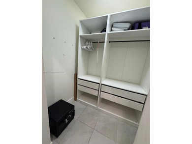 Beautiful and confortable apartment , New Construction 2022;