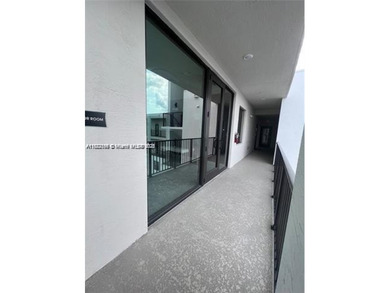 Beautiful and confortable apartment , New Construction 2022;