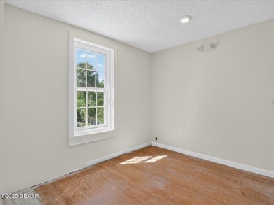 Historic Downtown Daytona Beach mixed use gem with income upside