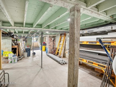 Historic Downtown Daytona Beach mixed use gem with income upside