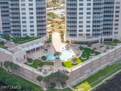 Spectacular Penthouse Style Condominium with panoramic river and