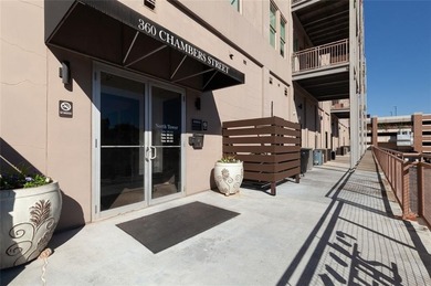 Discover the ideal blend of comfort, convenience, and classic