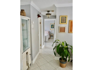 Beautifully remodeled 2 bedroom / 2 bathroom Co-Op in a 55+