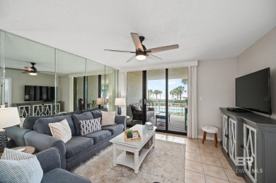 **Stunning Beachfront Condo - Perfect for Relaxation or