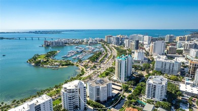 One or more photo(s) has been virtually staged. Welcome to