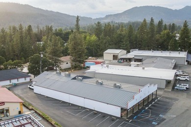 Take advantage of an exceptional business opportunity with this