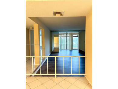 Beautiful 1 bed / 1.5 bath condo located on the 3rd floor of a