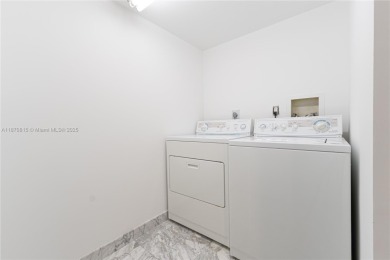 Beautiful 2-bed, 2-bath 1,825 sq ft corner residence in the