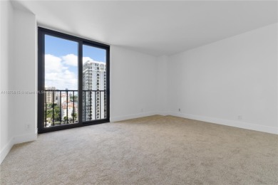 Beautiful 2-bed, 2-bath 1,825 sq ft corner residence in the