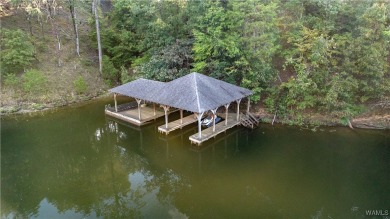 Custom-built Lake Tuscaloosa estate with 7,981 sq. ft. on 1.40