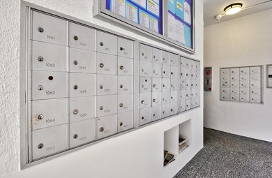 FOR THOSE THAT APPRECIATE THE FINEST! COMPLETE HIGH END