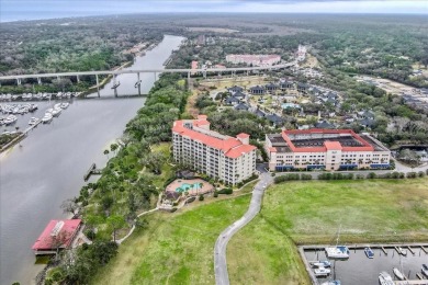 ** PRICED TO SELL!**Experience the ultimate Florida lifestyle in