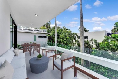 An architectural showpiece in the prime location of Historic