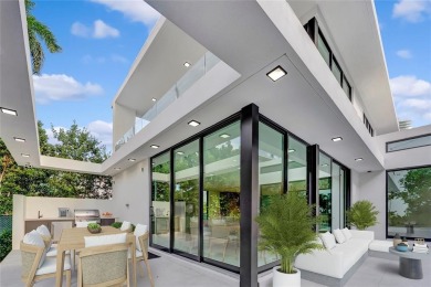 An architectural showpiece in the prime location of Historic