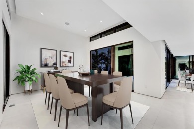 An architectural showpiece in the prime location of Historic