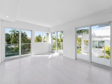 NEW WATERFRONT TOWNHOME situated in Ft. Lauderdale's Las Olas