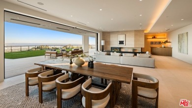 It's rare to find truly spectacular unobstructed, panoramic