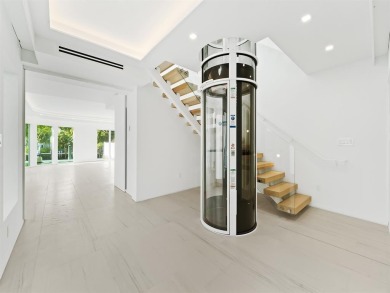 NEW WATERFRONT TOWNHOME situated in Ft. Lauderdale's Las Olas