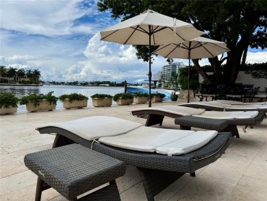 Unobstructed views of the Intracoastal & Middle River highlight