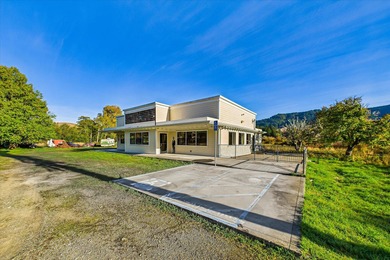 Idillic location was once the home of the iconic Yellow Rose