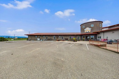 Exceptional commercial opportunity at the gateway to the iconic