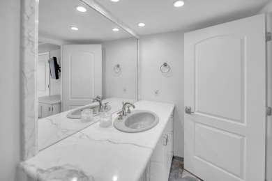 Experience breathtaking 180-degree, unobstructed views of the