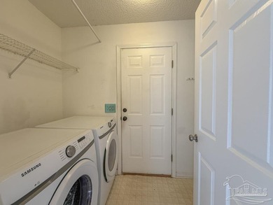 **SELLER MAY CONSIDER PAINT CONCESSION WITH ACCEPTABLE OFFER**