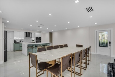 WELCOME TO SOUTH FLORIDA PARADISE!!! PICKY BUYERS WELCOME!