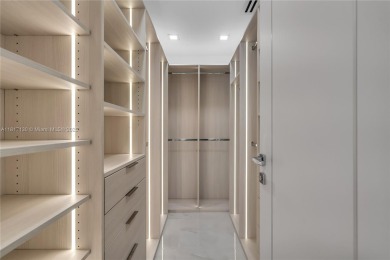 WELCOME TO SOUTH FLORIDA PARADISE!!! PICKY BUYERS WELCOME!