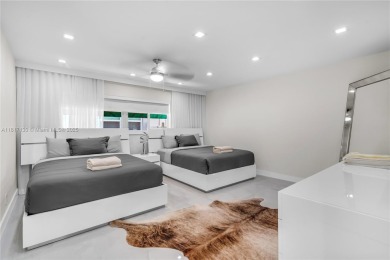 WELCOME TO SOUTH FLORIDA PARADISE!!! PICKY BUYERS WELCOME!