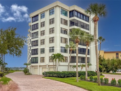 LARGE 3 BED / 3 BATH SIESTA KEY WATERVIEW CONDO AT A GREAT