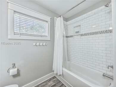 *** Folly Field Rental Machine built in 2019! Buxton Floorplan